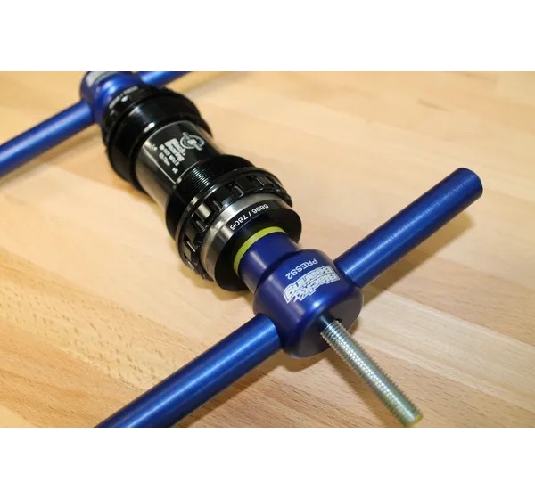 BLACK BEARING Tools - Einbaubeispiel