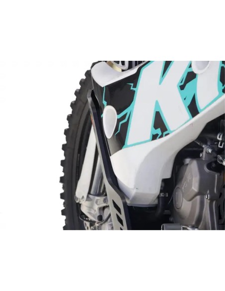 AXP RACING Stoßfänger & Motorschutzplatten - Einbaubeispiel