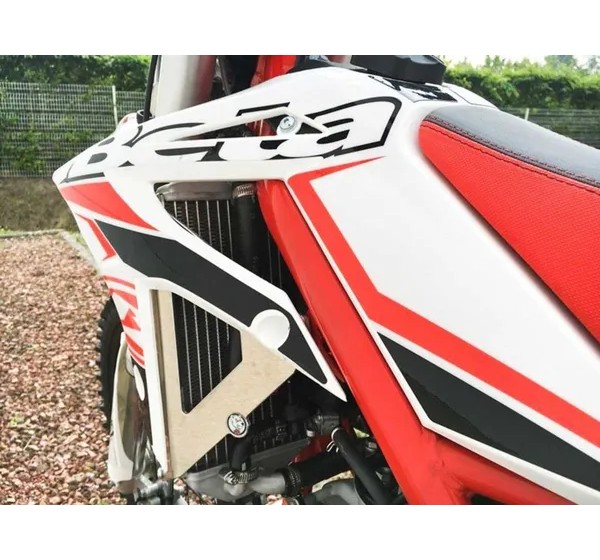 AXP RACING Montagematerial & Zubehör - Einbaubeispiel