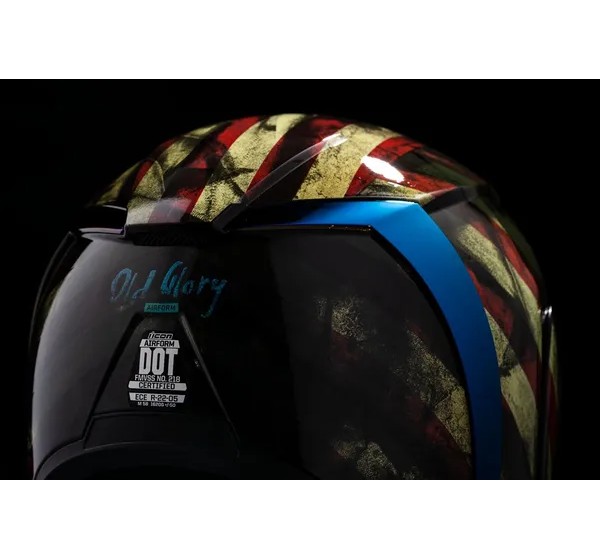 ICON Integralhelm Bild 8