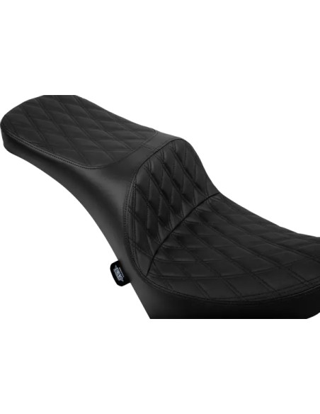 DRAG SPECIALTIES SEATS Sitzbänke - Einbaubeispiel