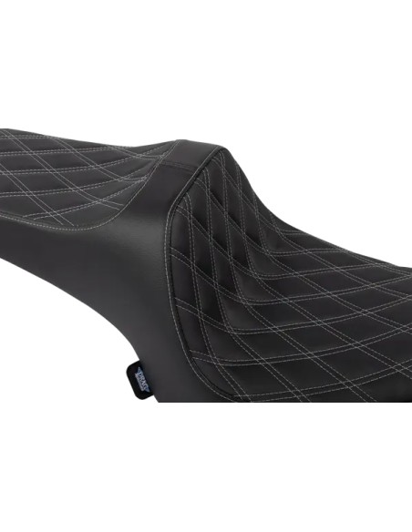 DRAG SPECIALTIES SEATS Sitzbänke - Einbaubeispiel
