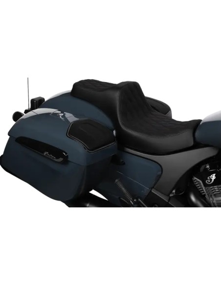 DRAG SPECIALTIES SEATS Sitzbänke - Einbaubeispiel