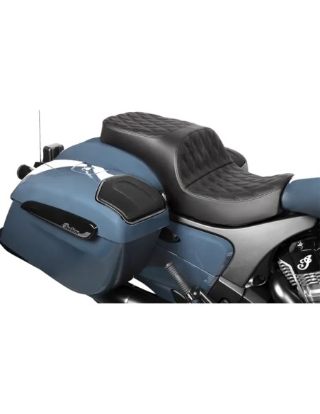 DRAG SPECIALTIES SEATS Sitzbänke - Einbaubeispiel
