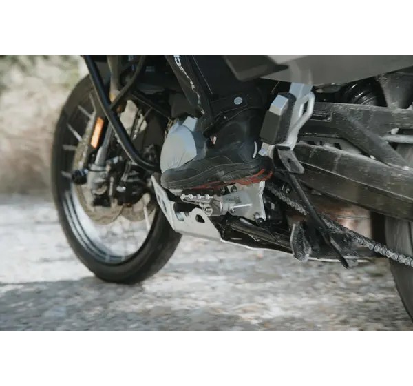 SW-MOTECH Fußrasten - Detailansicht