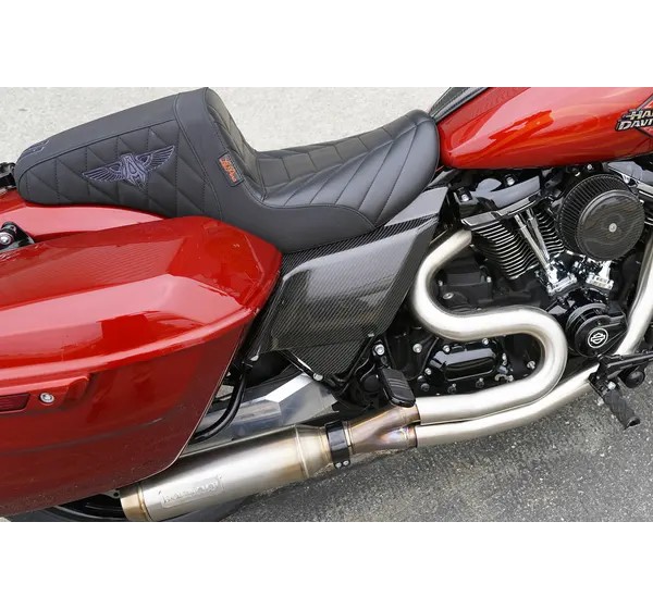 ARLEN NESS Motordeckel - Einbaubeispiel