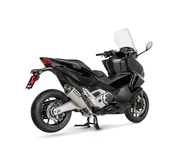 AKRAPOVIC Endschalldämpfer - Einbaubeispiel