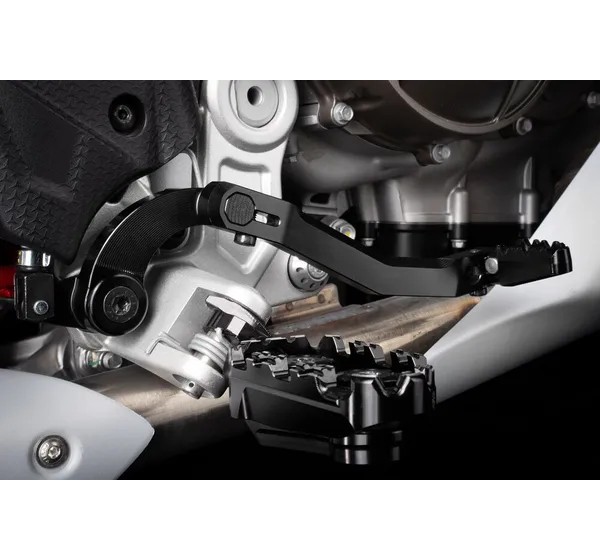 GILLES TOOLING Bremspedale - Einbaubeispiel