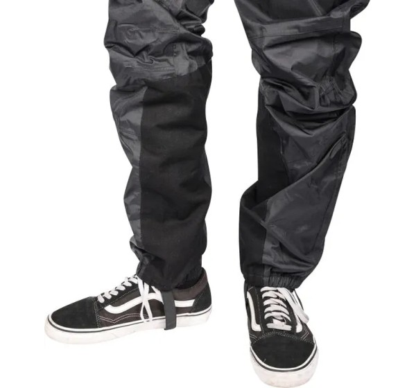 THRASHIN SUPPLY CO. Hosen - Einbaubeispiel