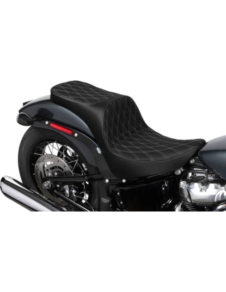 DRAG SPECIALTIES SEATS Sitzbänke - Einbaubeispiel