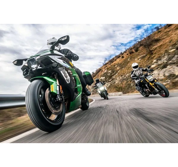 PIRELLI Reifen Bild 4