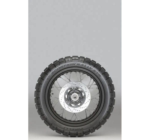 PIRELLI Reifen - Detailansicht