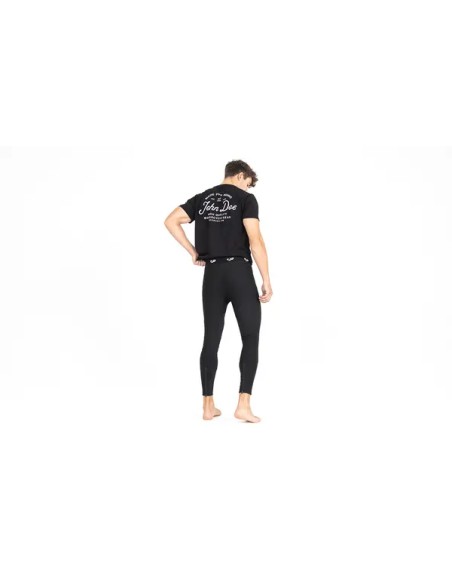 JOHN DOE Hosen - Einbaubeispiel