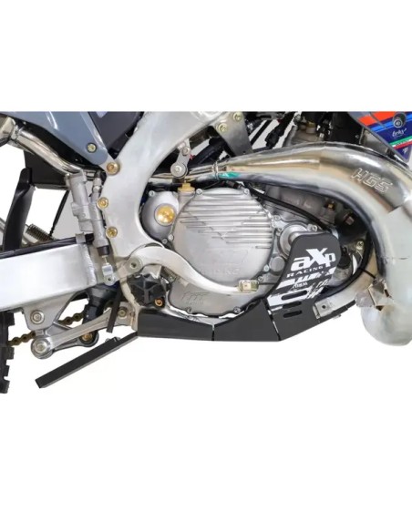 AXP RACING Stoßfänger & Motorschutzplatten - Detailansicht