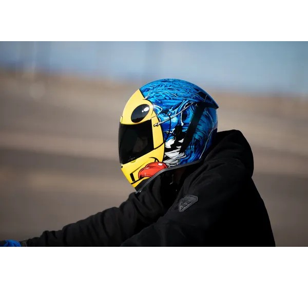 ICON Integralhelm Bild 12
