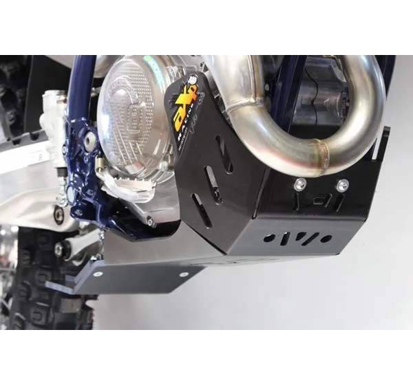 AXP RACING Stoßfänger & Motorschutzplatten - Detailansicht