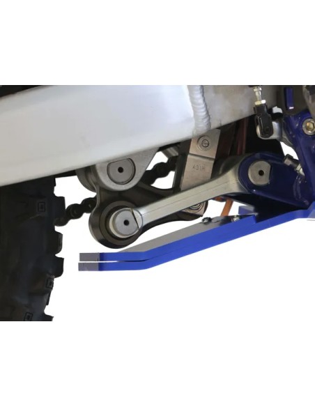 AXP RACING Stoßfänger & Motorschutzplatten - Einbaubeispiel