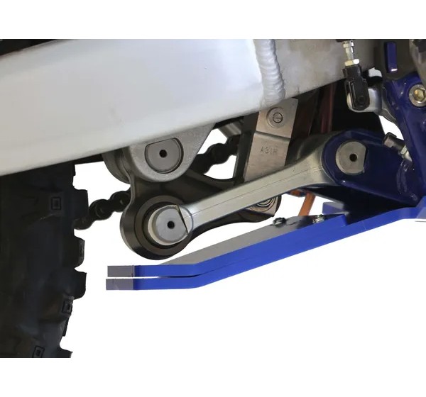 AXP RACING Stoßfänger & Motorschutzplatten - Einbaubeispiel