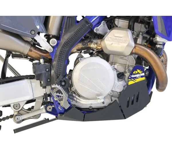 AXP RACING Stoßfänger & Motorschutzplatten - Einbaubeispiel