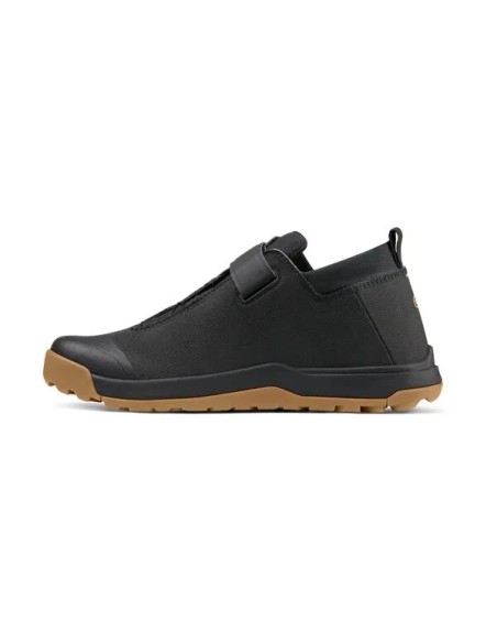 CRANKBROTHERS Schuhe - Einbaubeispiel