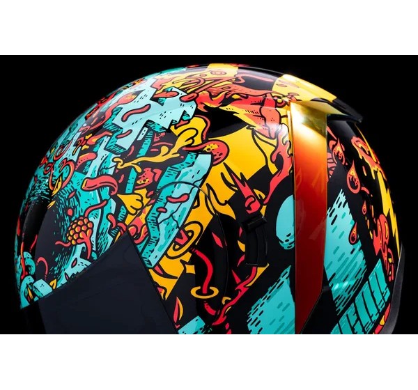 ICON Integralhelm Bild 10