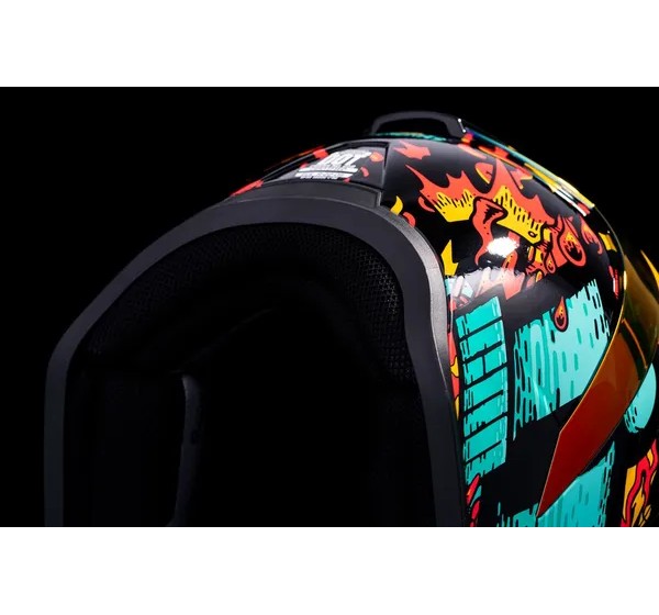 ICON Integralhelm Bild 16