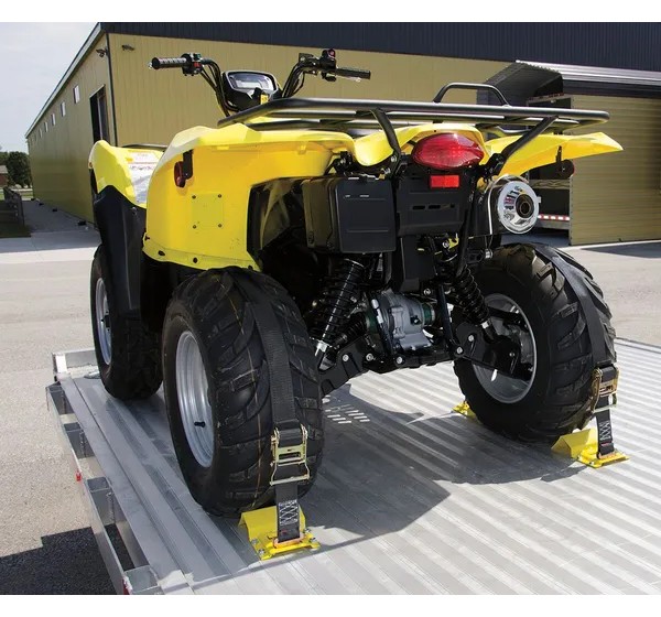 MOOSE OFFROAD FOUR WHEEL Spanngurte - Einbaubeispiel