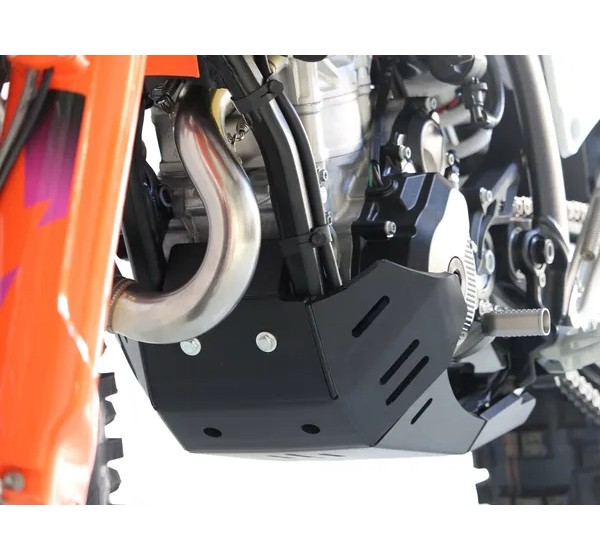 AXP RACING Stoßfänger & Motorschutzplatten - Einbaubeispiel