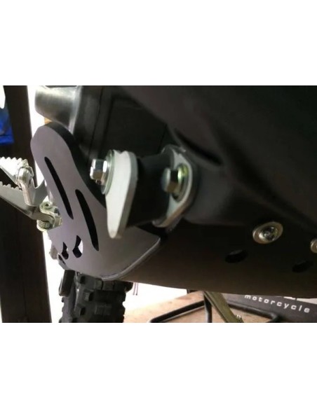 AXP RACING Stoßfänger & Motorschutzplatten - Detailansicht