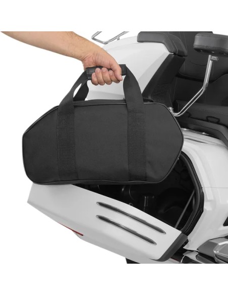 SHOW CHROME Satteltaschen - Einbaubeispiel