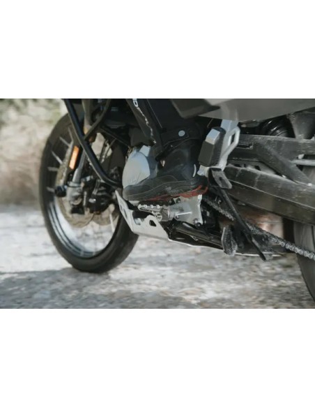 SW-MOTECH Fußrasten - Detailansicht