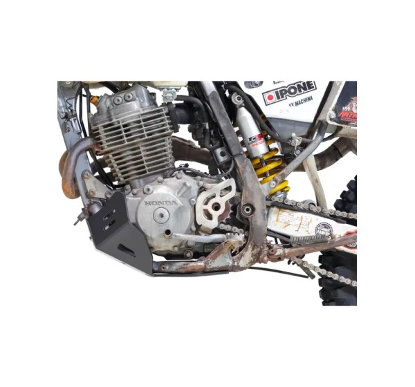 AXP RACING Stoßfänger & Motorschutzplatten - Einbaubeispiel