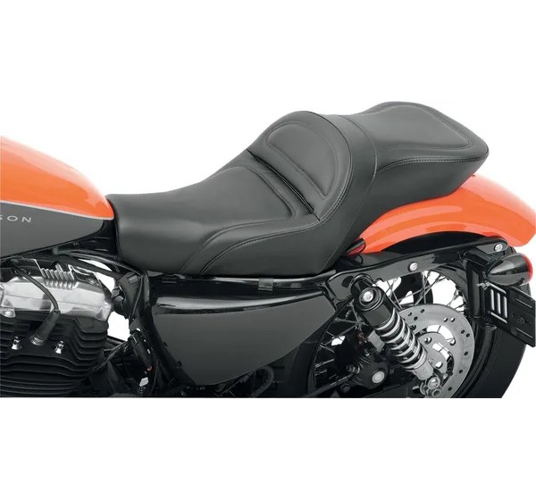 SADDLEMEN Sitzbänke - Detailansicht
