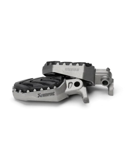 AKRAPOVIC Fußrasten - Detailansicht