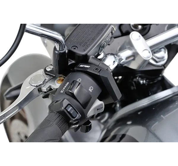 DAYTONA Power-Adapter - Einbaubeispiel