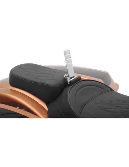 DRAG SPECIALTIES Sissybars - Einbaubeispiel