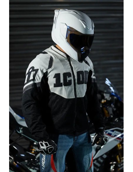 ICON Integralhelm Bild 4