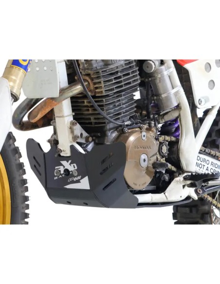 AXP RACING Stoßfänger & Motorschutzplatten - Einbaubeispiel