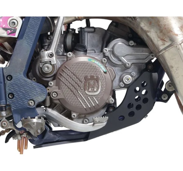 AXP RACING Stoßfänger & Motorschutzplatten - Detailansicht