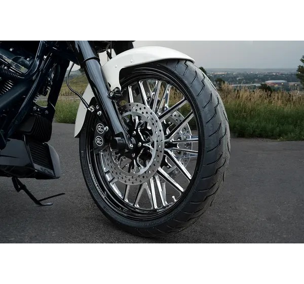 PERFORMANCE MACHINE (PM) Räder - Detailansicht