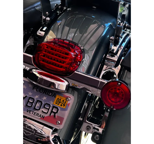 CUSTOM DYNAMICS Rück- und Bremslichter - Detailansicht
