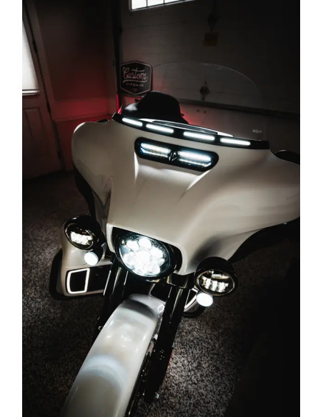 CUSTOM DYNAMICS Zusatzbeleuchtung - Detailansicht