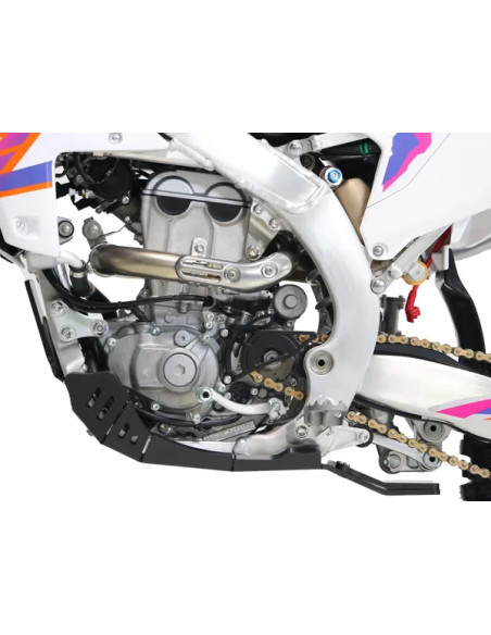 AXP RACING Stoßfänger & Motorschutzplatten - Einbaubeispiel