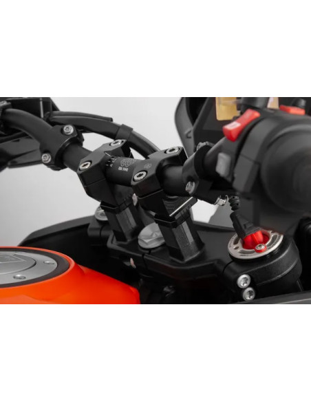 GILLES TOOLING Risers - Detailansicht
