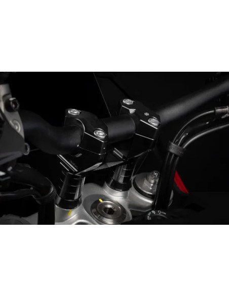 GILLES TOOLING Risers - Detailansicht