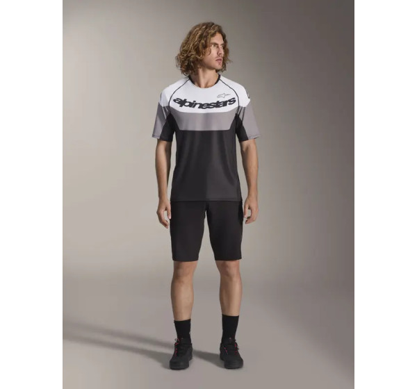ALPINESTARS Jerseys - Einbaubeispiel