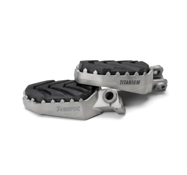 AKRAPOVIC Fußrasten - Detailansicht