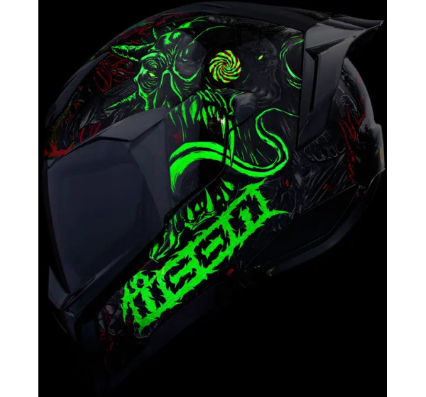 ICON Integralhelm Bild 4
