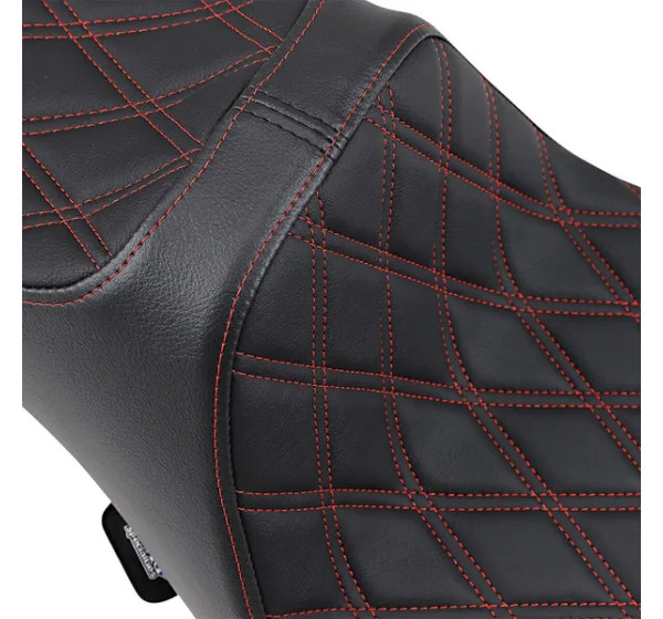 DRAG SPECIALTIES SEATS Sitzbänke - Detailansicht