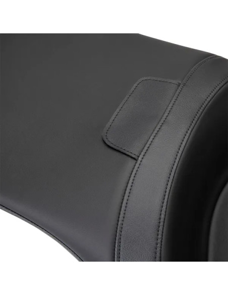 DRAG SPECIALTIES SEATS Sitzbänke - Einbaubeispiel